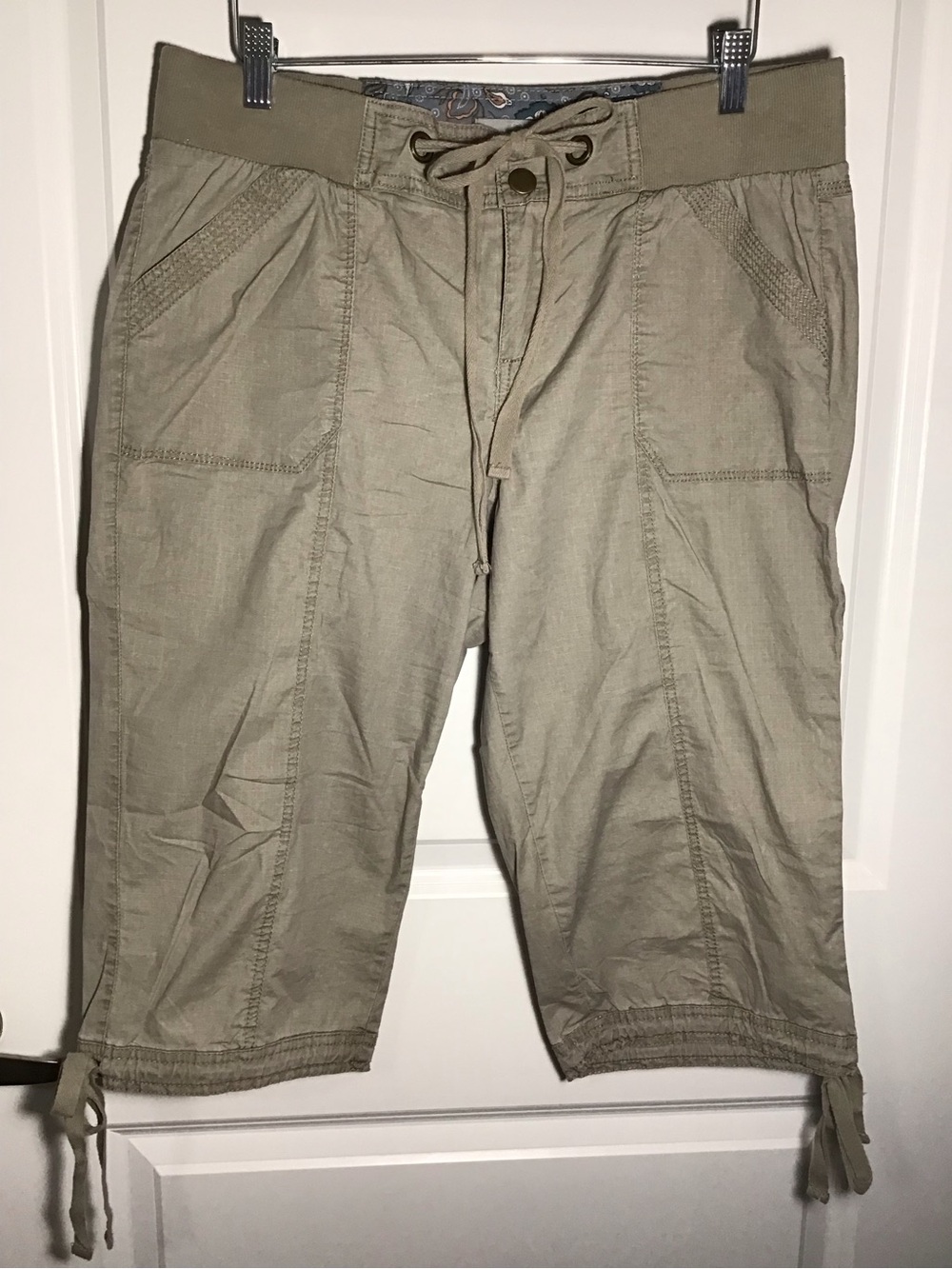 one 5 one Olive Green Women's Cargo Capris with Drawstring Waist Size M
